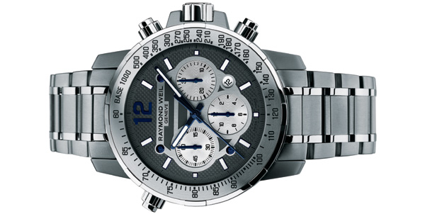 Nabucco : Raymond Weil propose son chronographe dans une version titane et acier Nabucco : Raymond Weil propose son chronographe dans une version titane et acier