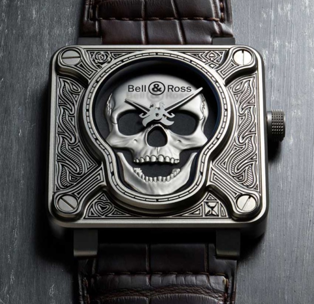 Burning Skull Bell&Ross : le crâne et le tatouage Burning Skull Bell&Ross : le crâne et le tatouage