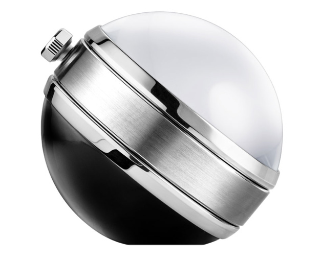 Louis Vuitton : pendulette Escale Time Zone Louis Vuitton : pendulette Escale Time Zone