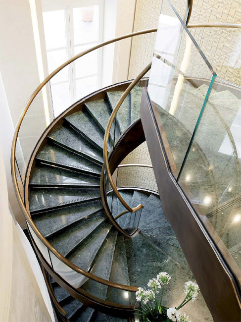 Rolex Place Vendôme : le « flagship » français de la marque genevoise Rolex Place Vendôme : le « flagship » français de la marque genevoise