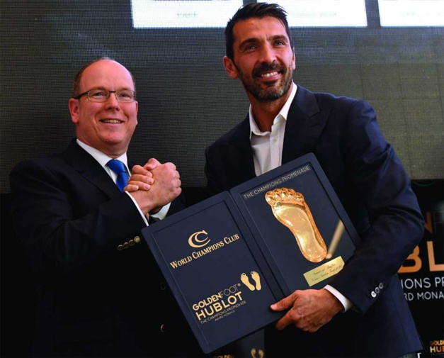 Golden Foot Hublot : les fans élisent Buffon Golden Foot Hublot : les fans élisent Buffon