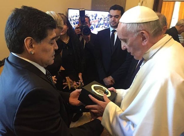 Hublot, Maradona et le pape pour reconstruire Amatrice Hublot, Maradona et le pape pour reconstruire Amatrice