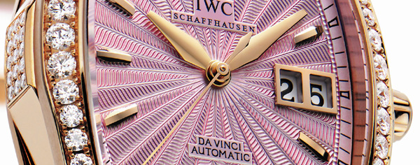 Ladylike : la Da Vinci Automotic d’IWC arrive avec de nouveaux coloris et de prestigieux brillants