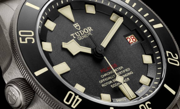 Tudor Pelagos LHD : plongeuse à bâbord !