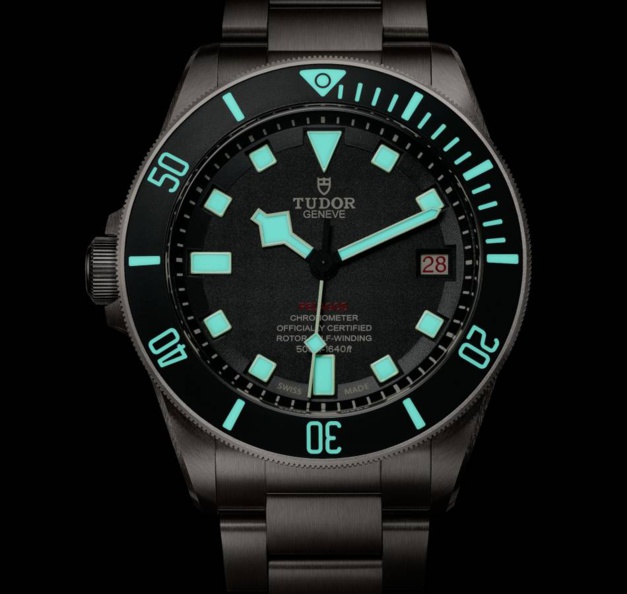 Tudor Pelagos LHD : plongeuse à bâbord ! Tudor Pelagos LHD : plongeuse à bâbord !