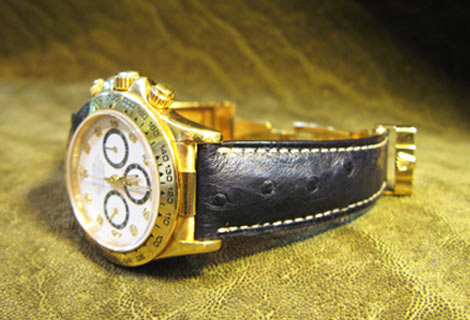 L’autruche, un cuir de luxe tout terrain : la chronique de l’Atelier du Bracelet Parisien L’autruche, un cuir de luxe tout terrain : la chronique de l’Atelier du Bracelet Parisien