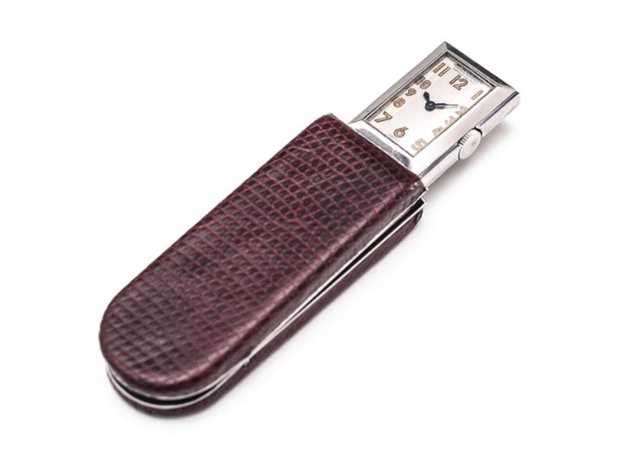 Jaeger-LeCoultre : montre de sac à découvrir chez Old-time-heure.com Jaeger-LeCoultre : montre de sac à découvrir chez Old-time-heure.com