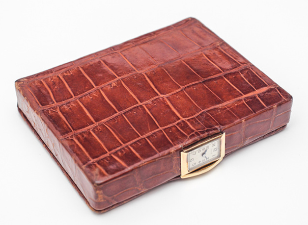 Lacloche : l'étui à cigarettes qui donnait l'heure Lacloche : l'étui à cigarettes qui donnait l'heure