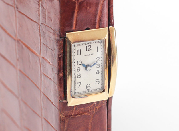 Lacloche : l'étui à cigarettes qui donnait l'heure Lacloche : l'étui à cigarettes qui donnait l'heure