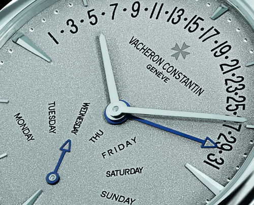 Patrimony Date et Jour Rétrogradants Collection Excellence Platine : encore plus loin dans le « tout platine » Patrimony Date et Jour Rétrogradants Collection Excellence Platine : encore plus loin dans le « tout platine »