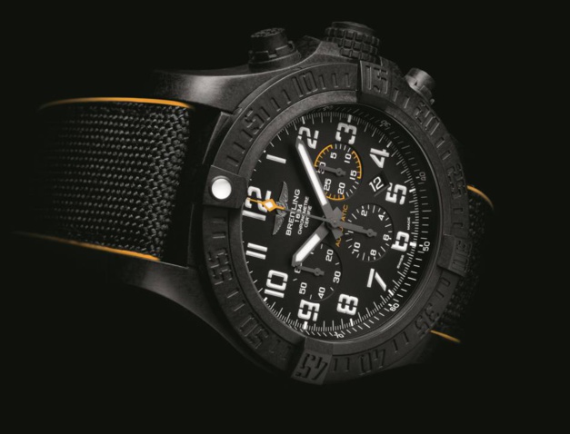 Breitling Avenger Hurricane 12h : un imposant boitier mais un poids plume Breitling Avenger Hurricane 12h : un imposant boitier mais un poids plume