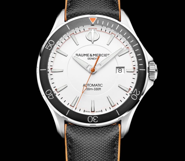 Baume et Mercier Clifton Club : une sportive de ville Baume et Mercier Clifton Club : une sportive de ville