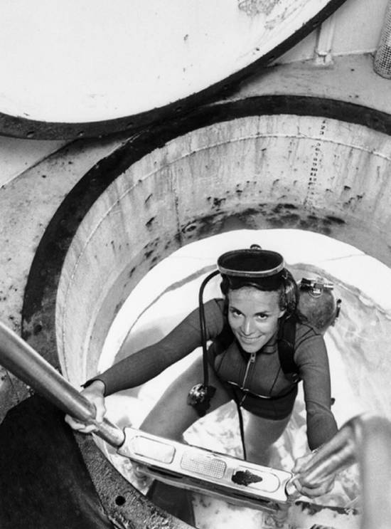 Sylvia Earle, biologiste marine et Témoignage Rolex, a dirigé l’équipe féminine de Tektite II en 1970.