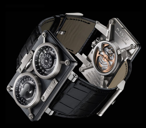 L’Horological Machine No2 se pare de céramique L’Horological Machine No2 se pare de céramique