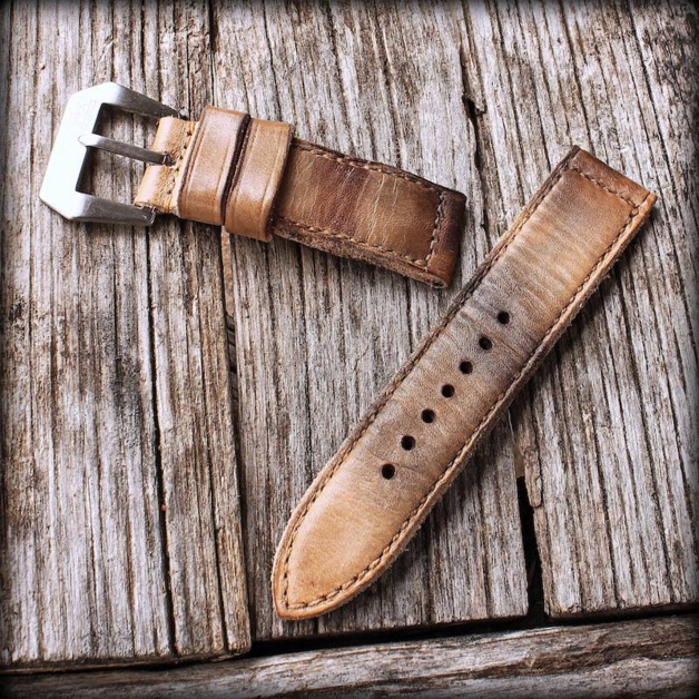 Canotage-strap : beaux bracelets artisanaux en cuir patiné ou vintage
