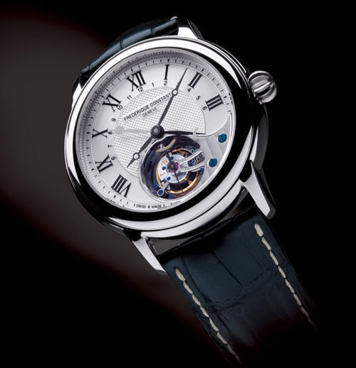 Frédérique Constant présente son tourbillon manufacture dans un boitier en or gris