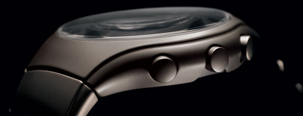 Rado : avec le True Chronograph, la marque présente un très beau chrono en céramique mate Rado : avec le True Chronograph, la marque présente un très beau chrono en céramique mate