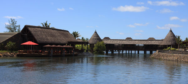 Hublot ouvre une boutique sur l’eau, à l’Ile Maurice : watch on the water !