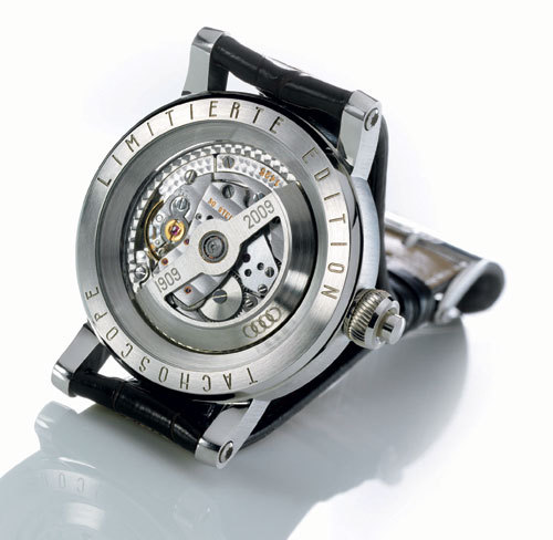 Audi : pour ses 100 ans, le constructeur automobile créée une montre d’exception avec Chronoswiss Audi : pour ses 100 ans, le constructeur automobile créée une montre d’exception avec Chronoswiss