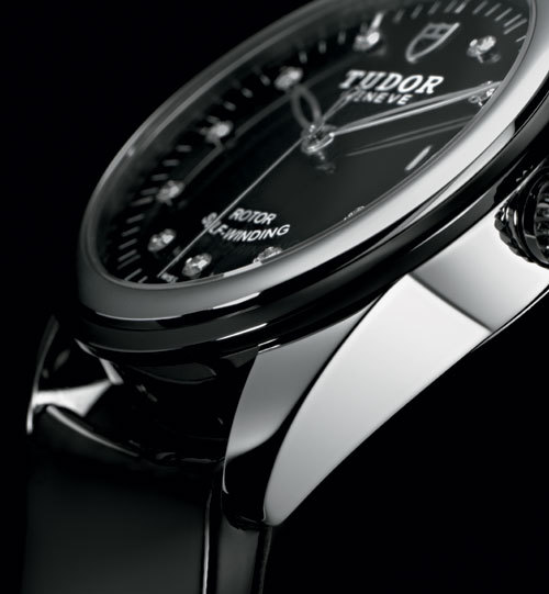 Tudor Glamour Date : rencontre de l’acier, de la céramique et des diamants… Tudor Glamour Date : rencontre de l’acier, de la céramique et des diamants…