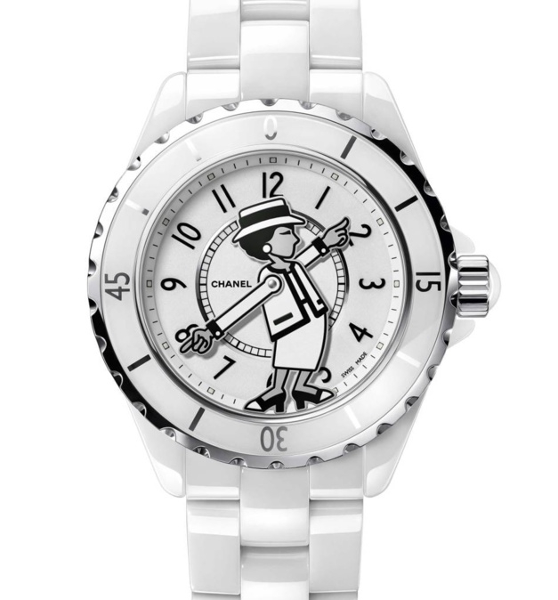 Chanel Mademoiselle J12 : dans les bras du temps Chanel Mademoiselle J12 : dans les bras du temps