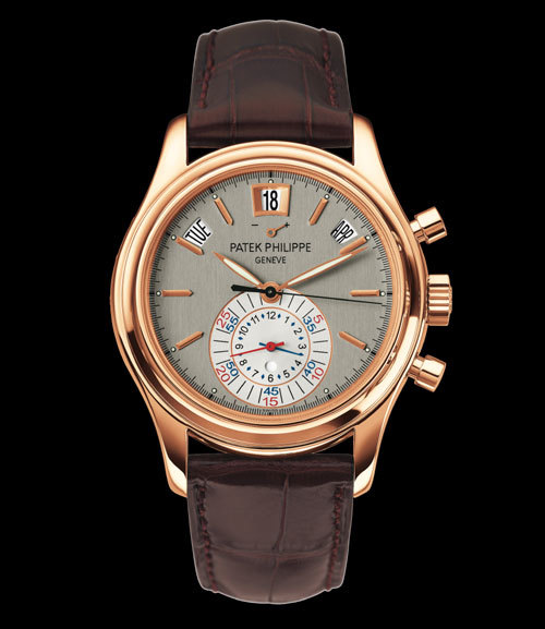 Le Chronographe à Quantième Annuel Patek Philippe Réf. 5960 s’habille d’or rose