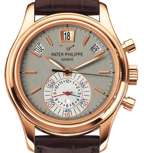 Le Chronographe à Quantième Annuel Patek Philippe Réf. 5960 s’habille d’or rose