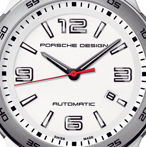 Porsche Design Flat Six P’6310 : une monter acier toute de blanc vêtue…