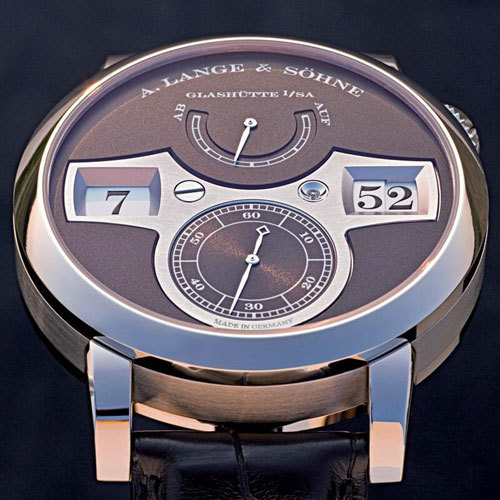 Lange Zeitwerk : heures et minutes sautantes pour une lisibilité sans compromis Lange Zeitwerk : heures et minutes sautantes pour une lisibilité sans compromis