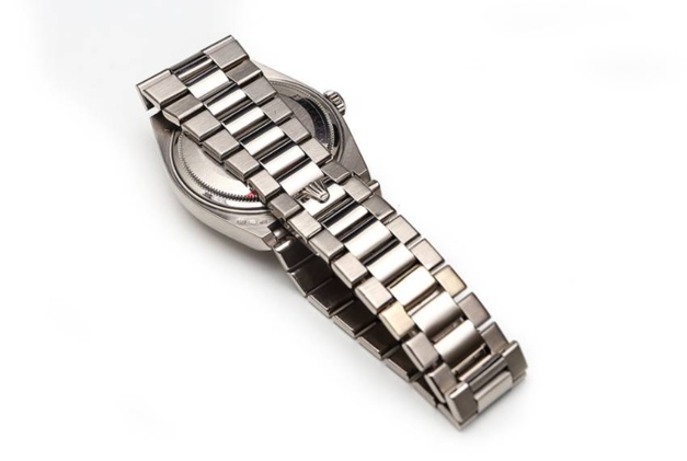 Old-time-heure : retour sur l'Oysterquartz daydate en or blanc