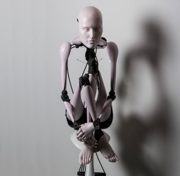 CONTEMPLATING WOMAN’S MACHINE II
