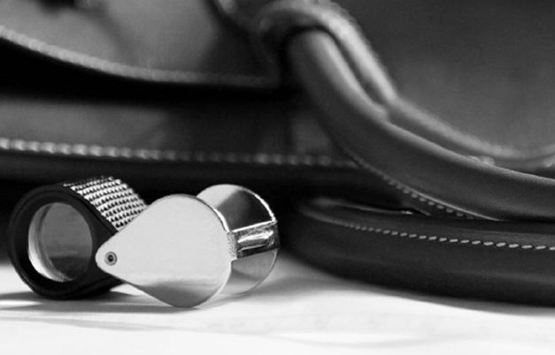 eBay et InstantLuxe.com s'associent pour lutter contre la contrefaçon en ligne eBay et InstantLuxe.com s'associent pour lutter contre la contrefaçon en ligne