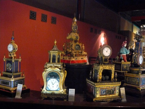 Beijing : shopping horloger et présentation du Hall des Montres et des Horloges de la Cité Interdite