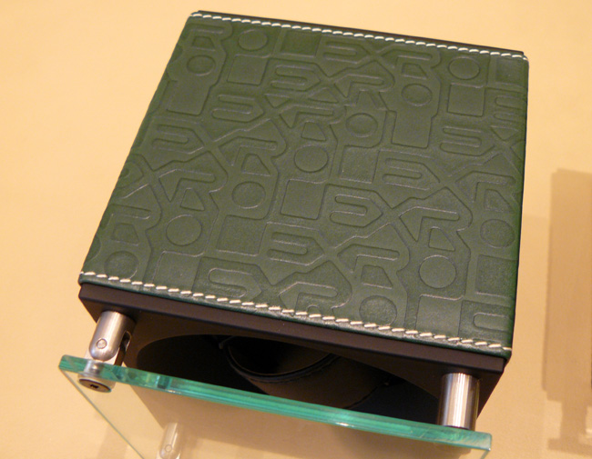 Nouveauté Rolex : deux modèles de coffrets rotatifs aux couleurs de la marque ! Nouveauté Rolex : deux modèles de coffrets rotatifs aux couleurs de la marque !