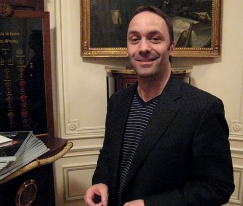 Portrait de Marc, un acheteur compulsif qui se fie à ses coups de cœur ! Portrait de Marc, un acheteur compulsif qui se fie à ses coups de cœur !