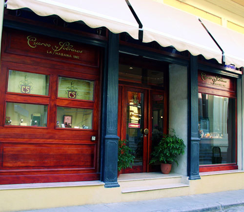 Cuervo y Sobrinos ouvre son premier « flagship » dans le centre de La Havane Cuervo y Sobrinos ouvre son premier « flagship » dans le centre de La Havane