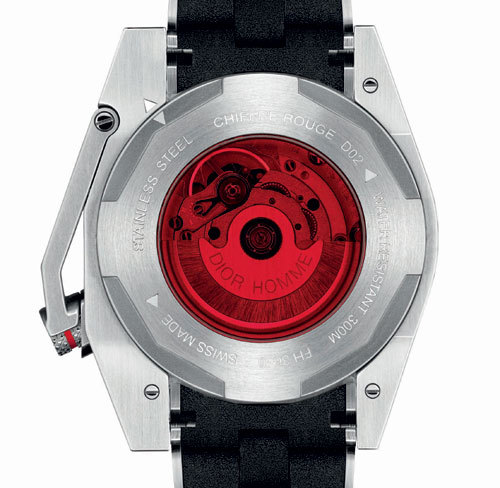 Dior Chiffre rouge D01 et D02 : deux élégantes plongeuses Dior Chiffre rouge D01 et D02 : deux élégantes plongeuses
