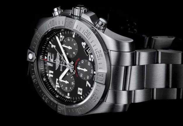 Breitling Chronospace Evo B60 : un nouveau moteur quartz 100% Breitling Breitling Chronospace Evo B60 : un nouveau moteur quartz 100% Breitling