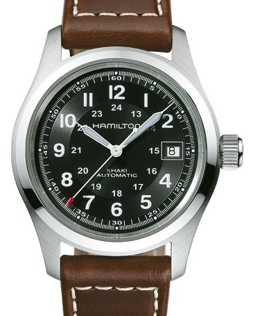 Micmacs à tire-larigot : André Dussolier porte une Hamilton Khaki Field