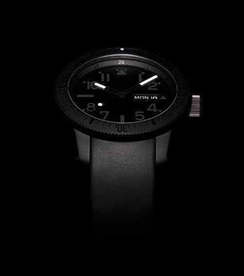 Fortis B-42 Black & Black date/jour automatique