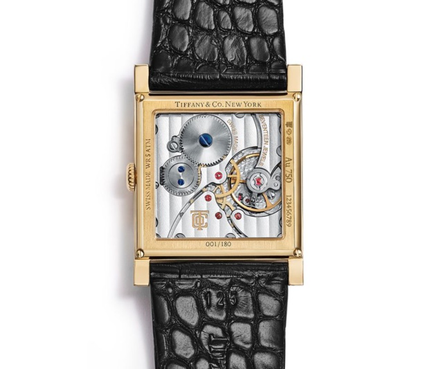 Tiffany Square : splendide hommage rétro Tiffany Square : splendide hommage rétro