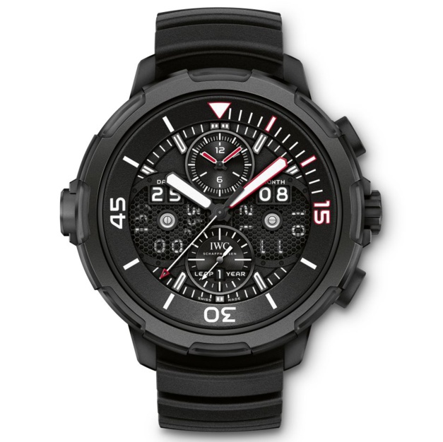 IWC : une Aquatimer chrono QP se pare de ceratanium IWC : une Aquatimer chrono QP se pare de ceratanium