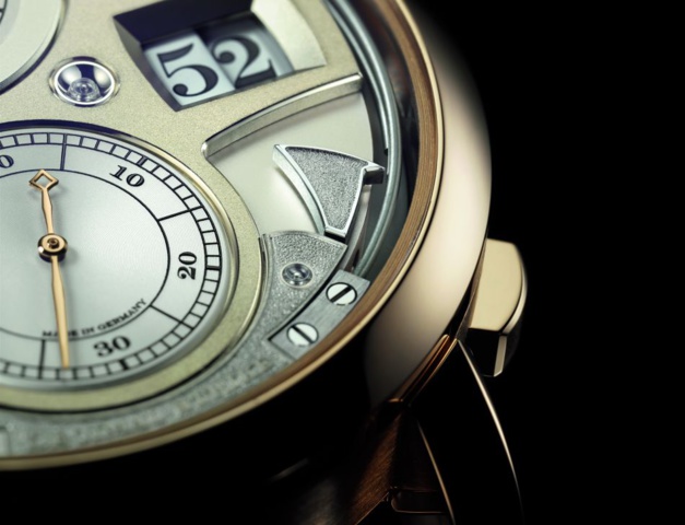 Lange & Söhne Zeitwerk Decimal Strike : celle qui te sonne six fois par heure Lange & Söhne Zeitwerk Decimal Strike : celle qui te sonne six fois par heure