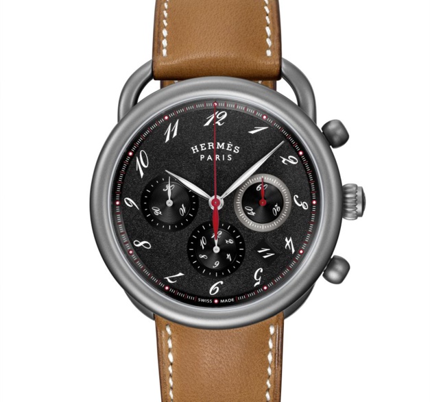 Hermès : le chrono Arceau se fait tout léger grâce au titane Hermès : le chrono Arceau se fait tout léger grâce au titane