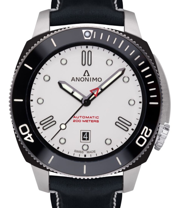 Anonimo Nautilo Bianco : habillée pour l'hiver Anonimo Nautilo Bianco : habillée pour l'hiver