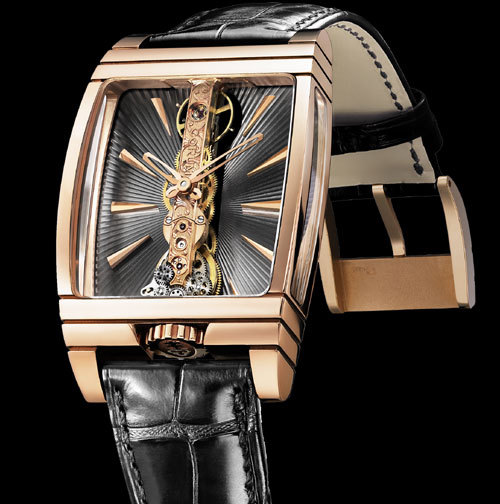 Corum présente deux nouvelles montres Golden Bridge : une pour elle et une pour lui