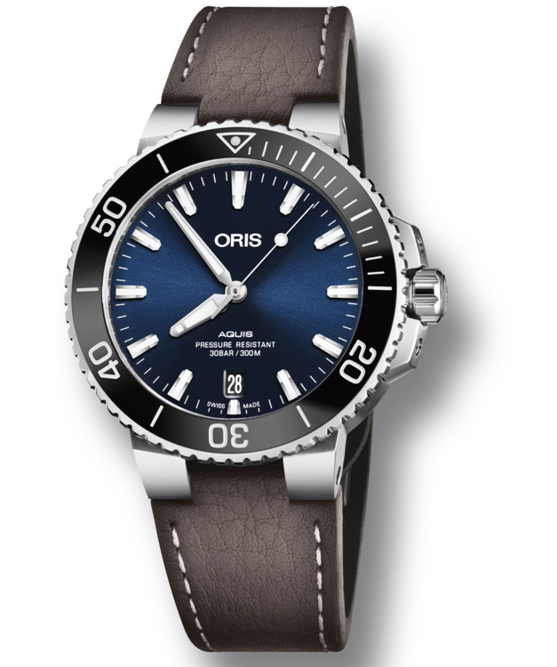 Oris Aquis Date : plus petite, mais aussi plus chic !