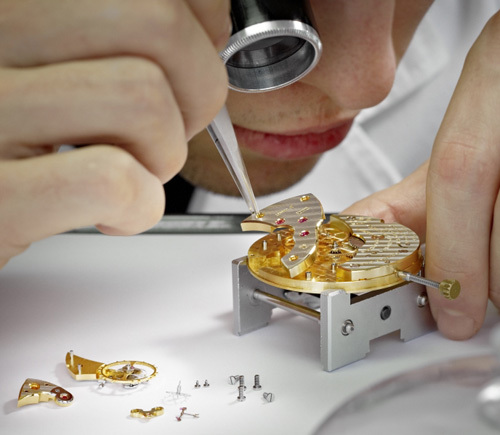 Chopard L.U.C Louis-Ulysse - The Tribute : quand la montre de poche devient montre-bracelet… et vice-versa Chopard L.U.C Louis-Ulysse - The Tribute : quand la montre de poche devient montre-bracelet… et vice-versa