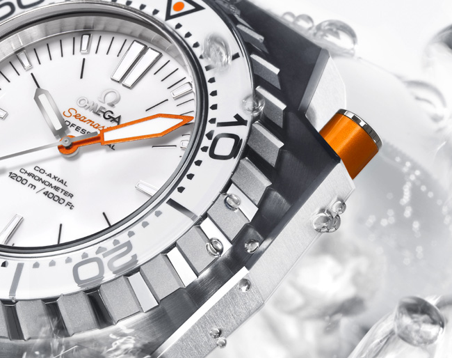 Omega Seamaster Ploprof 1200M : elle arrive en blanc