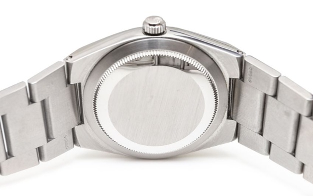 Rolex Oyster Perpetual réf. 1530 : une rareté vintage chez Old-time-heure.com Rolex Oyster Perpetual réf. 1530 : une rareté vintage chez Old-time-heure.com